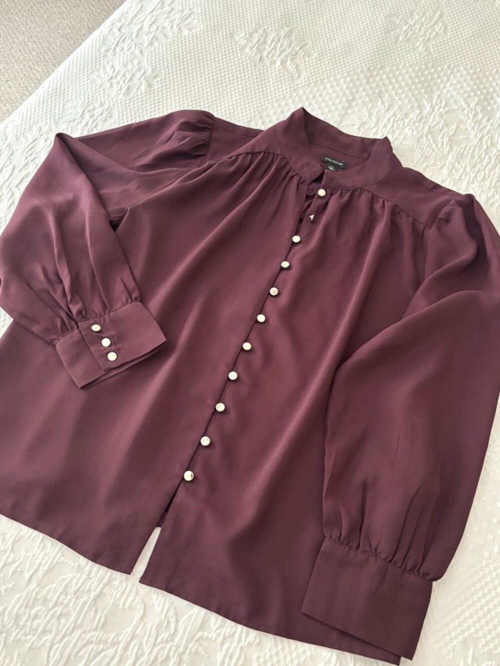 Ann Taylor plum long sleeve button front blouse PL; NWOT